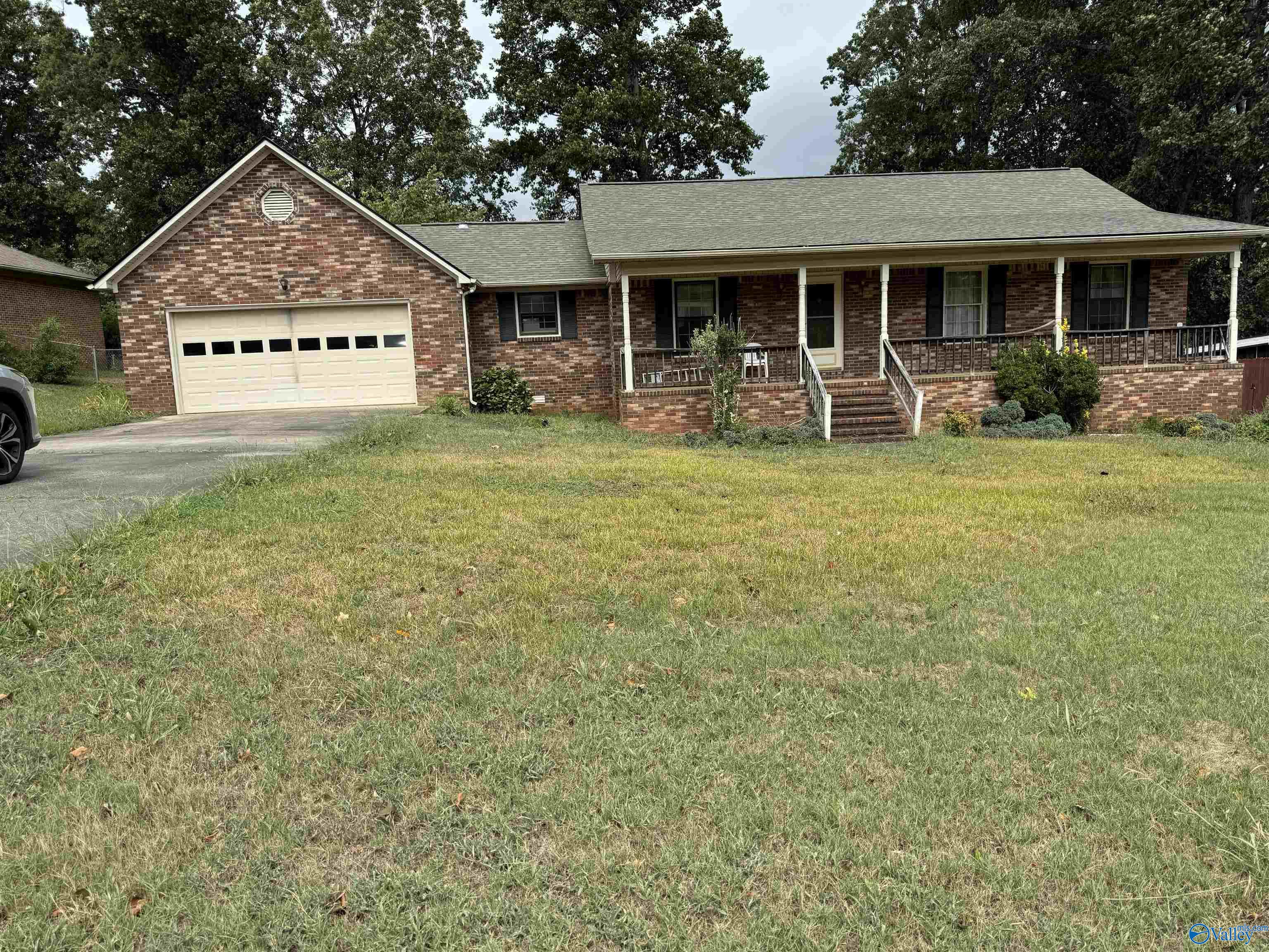 Ashwood Dr, Madison, AL 35758