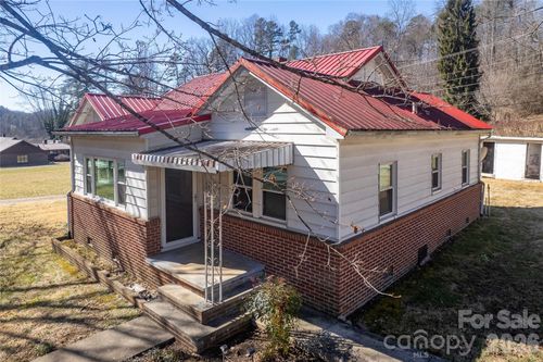 289 Fisher Creek Rd, Sylva, NC, 28779-9718 | Card Image
