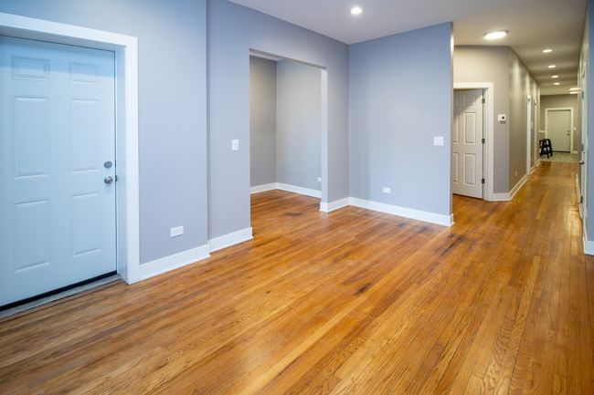 1S - 5310 S Harper Ave, Home with 6 bedrooms, 2 bathrooms and null parking in CHICAGO IL | Image 6