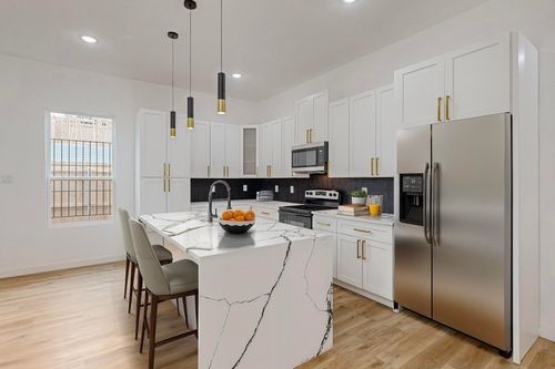 5223 Colonial Ave, Dallas, TX, 75215-4908 | Card Image