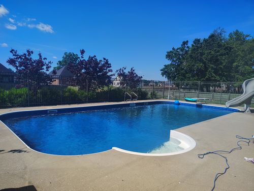 256 Froedge Dr, Lafayette, TN, 37083-1947 | Card Image