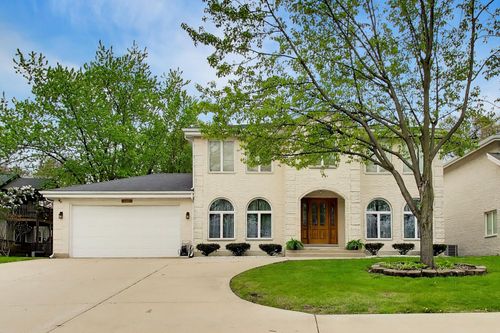 2116 Ridge Rd, Highland, IN, 46322 | Card Image