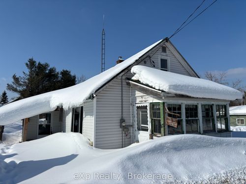 47 Muskoka Rd, Mactier, ON, P0C1H0 | Card Image
