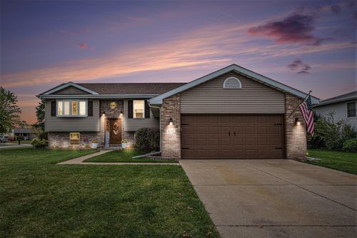 6101 W 135th Pl, Cedar Lake, IN, 46303-8625 | Card Image