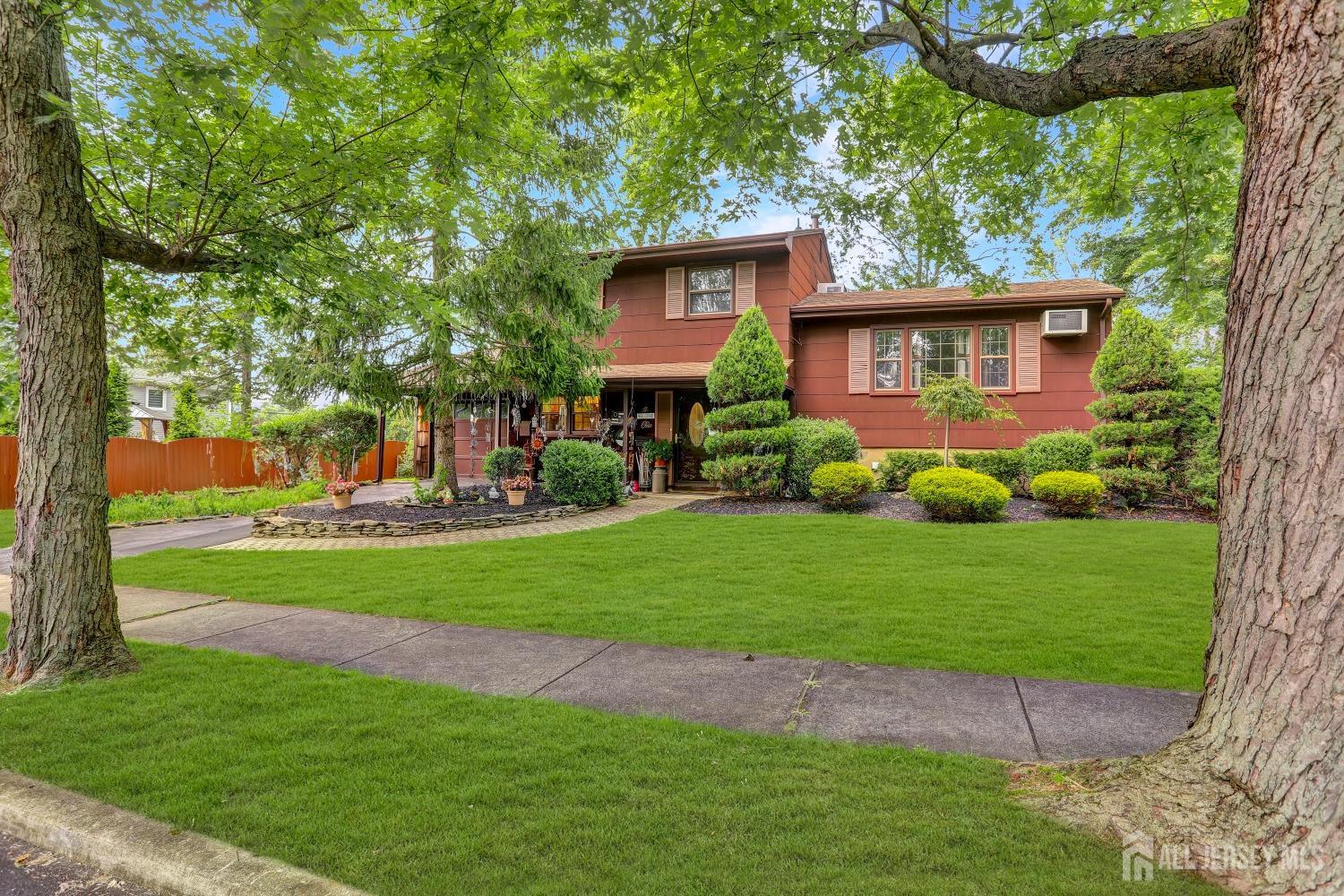 Reo St, Old Bridge, NJ 08857
