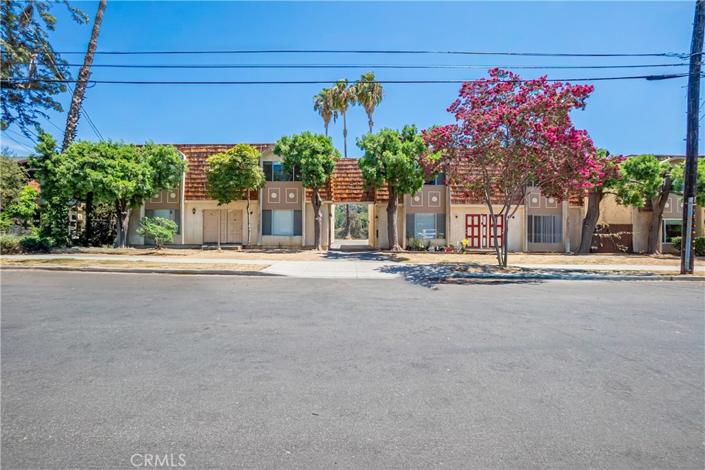 Residential Income in Los Angeles