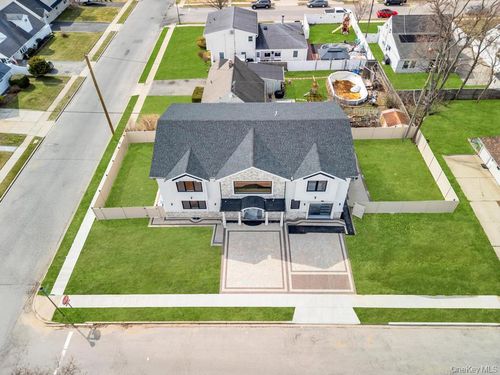 36 Jupiter Ln, Levittown, NY, 11756-4221 | Card Image