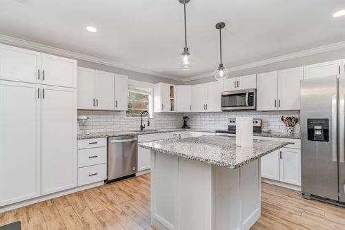 109 Carroll Dr, Athens, TX, 75752-9523 | Card Image