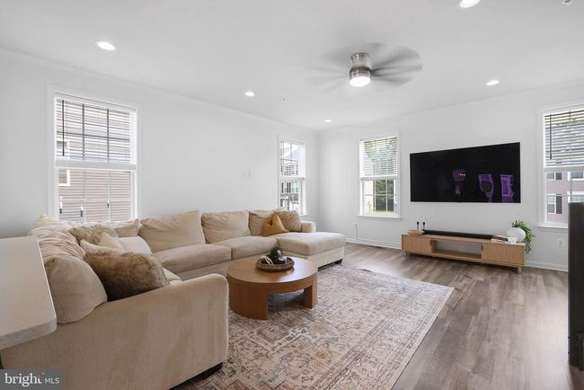 1025 Overlook Way, Townhouse with 4 bedrooms, 4 bathrooms and null parking in LAUREL MD | Image 17