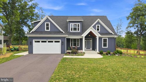 125 Lake Holiday Rd, CROSS JUNCTION, VA, 22625-2410 | Card Image