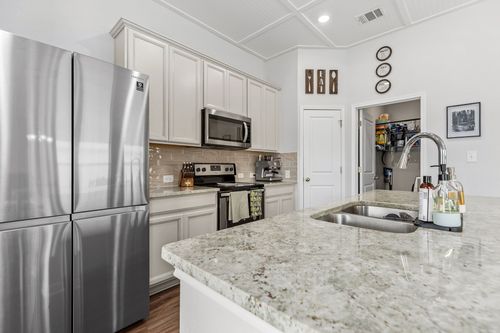 105 Balsam St, Hutto, TX, 78634-3365 | Card Image