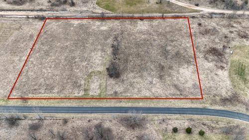 608 The Ln, Grant, MI, 49327 | Card Image