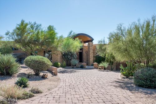 9673 E Oberlin Way, Scottsdale, AZ, 85262-8448 | Card Image