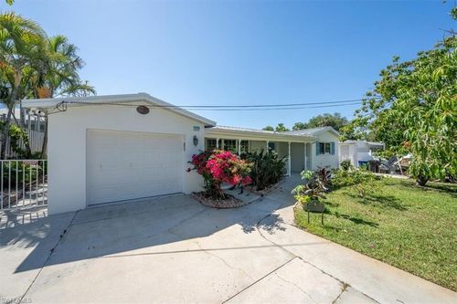 27305-27301 Johnson St, Bonita Springs, FL, 34135-4440 | Card Image