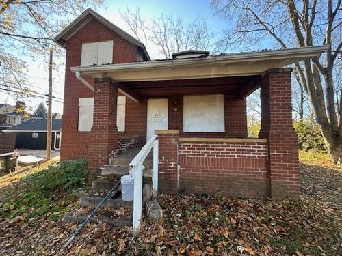 27 W Welch Ave, Columbus, OH, 43207-5800 | Card Image