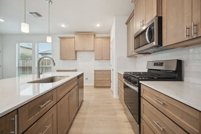 13224 Ditka Dr, House other with 4 bedrooms, 4 bathrooms and 5 parking in Manchaca TX | Image 6
