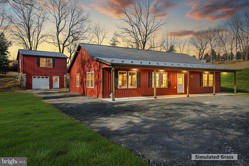 10640 Enfield Rd, FELTON, PA, 17322-7866 | Card Image