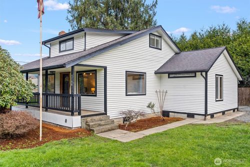 5708 Carnation Duvall Rd Ne, Carnation, WA, 98014-7605 | Card Image