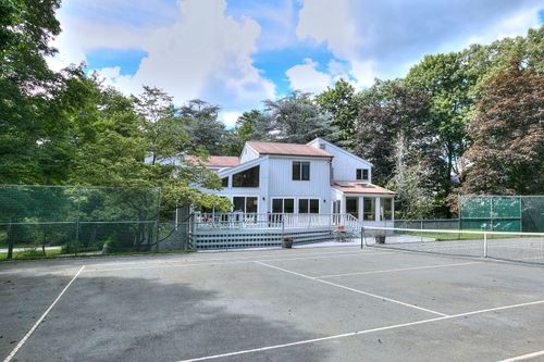 174 Cross Hwy, Westport, CT, 06880-2841 | Card Image