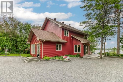 389 Frenchman Lake Rd S, Hanmer, ON, P3P1R3 | Card Image