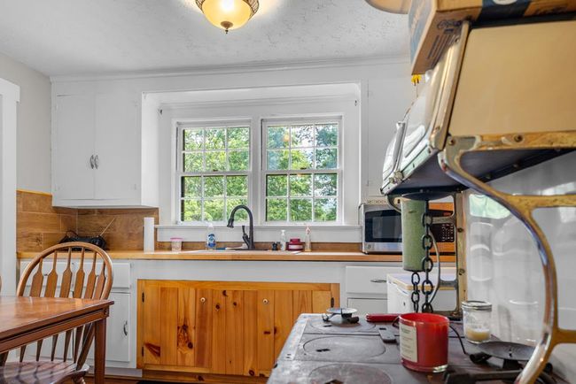 1071 Lodge Dr, Home with 4 bedrooms, 2 bathrooms and null parking in Bastian VA | Image 41