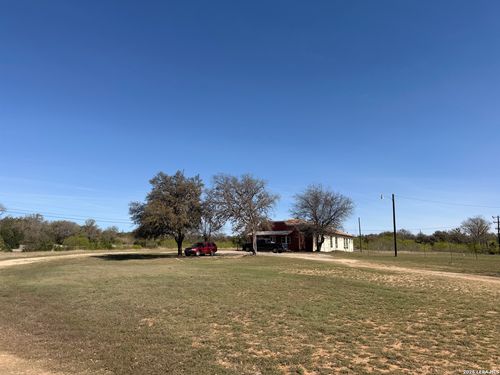 1302 Main St, Bandera, TX, 78003-3518 | Card Image