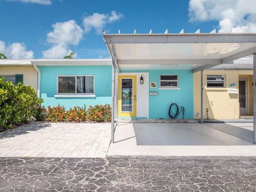 18 Seaside Ct, HOLMES BEACH, FL, 34217-1544 | Card Image
