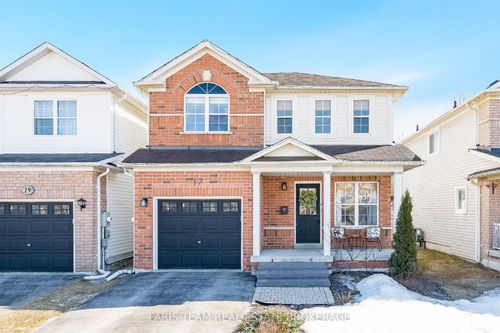 17 Truax Crescent, Essa, ON, L0M1B4 | Card Image