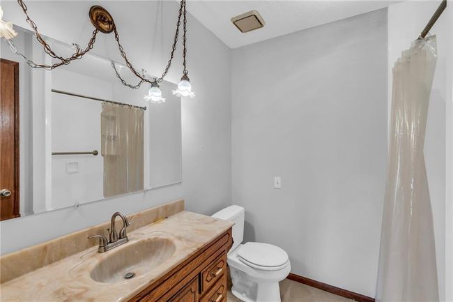 Primary bath | Image 13