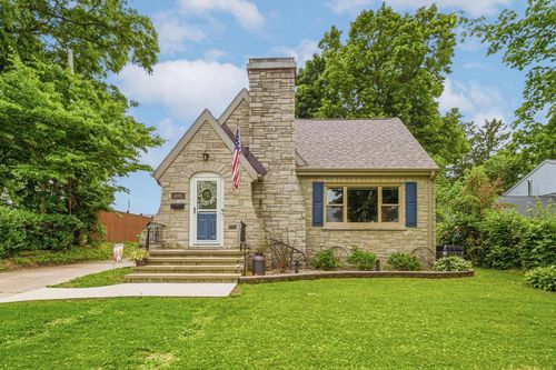 609 W Mackie Street, Beaver Dam, WI, 53916 | Card Image