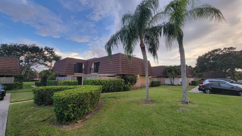 606 6th Ln, Palm Beach Gardens, FL, 33418-3551 | Card Image