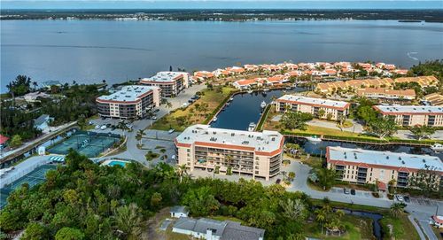 d205-25188 Marion Ave, Punta Gorda, FL, 33950-4165 | Card Image