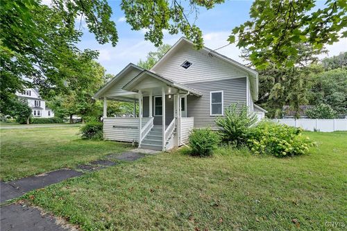 712 Tulip St, Liverpool, NY, 13088-5046 | Card Image