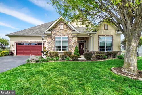 1220 Gardenia Dr, Windsor, PA, 17366-8526 | Card Image