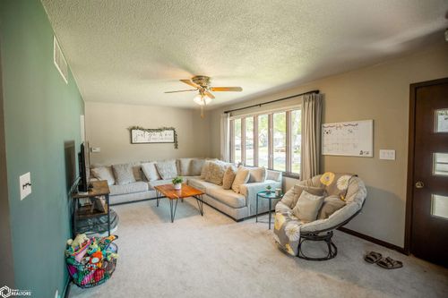 1426 E Lucas St, Algona, IA, 50511-2155 | Card Image