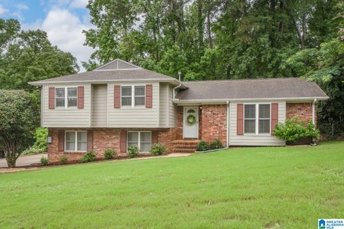 3418 Tequesta Ln, Hoover, AL, 35226-2130 | Card Image