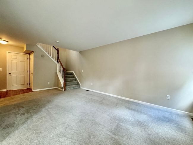 4399 Hunters Cir E, Condo with 2 bedrooms, 2 bathrooms and null parking in Canton MI | Image 4