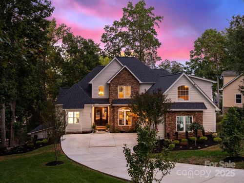 4548 Stonesthrow Dr, Denver, NC, 28037-8362 | Card Image