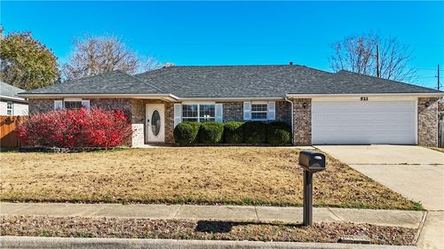 521 Prairie St, Lowell, AR, 72745-9610 | Card Image