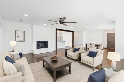 2201 Jamestown Ct, Carrollton, TX, 75006-1662 | Card Image