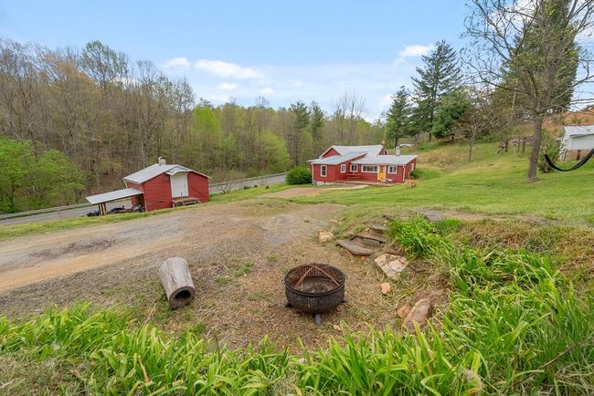 860 Floyd Hwy S, House other with 3 bedrooms, 2 bathrooms and null parking in Floyd VA | Image 66