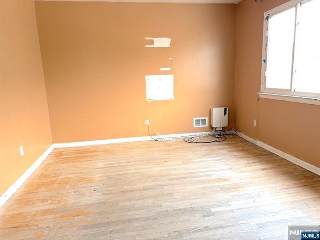 1437 Gehr Pl, House other with 3 bedrooms, 2 bathrooms and null parking in North Bergen NJ | Image 4