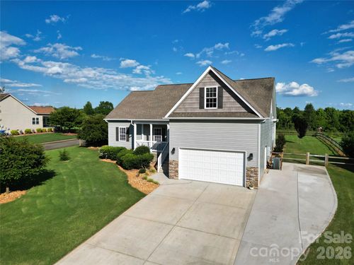 141 Logan Ridge Dr, Statesville, NC, 28677-8450 | Card Image