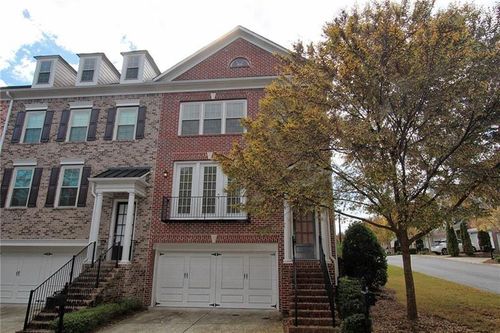 7605 Lowery Oak Dr, Roswell, GA, 30075-8284 | Card Image