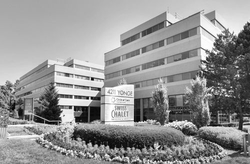 515-4211 Yonge St, North York, ON, M2P2A9 | Card Image