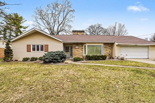 145 Pleasantview Dr, Battle Creek, MI, 49017-3327 | Card Image