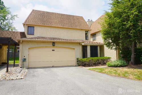 14 Carriage Pl, Edison, NJ, 08820-4022 | Card Image