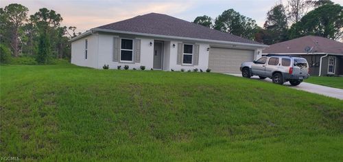 8257 Amendola Ave, NORTH PORT, FL, 34291-7050 | Card Image