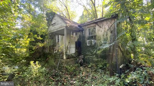 8019 Dowell Ln, Kingsville, MD, 21087-1809 | Card Image