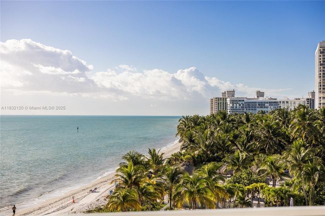 APT-6A - 615 Ocean Dr, Condo with 3 bedrooms, 3 bathrooms and null parking in Key Biscayne FL | Image 39